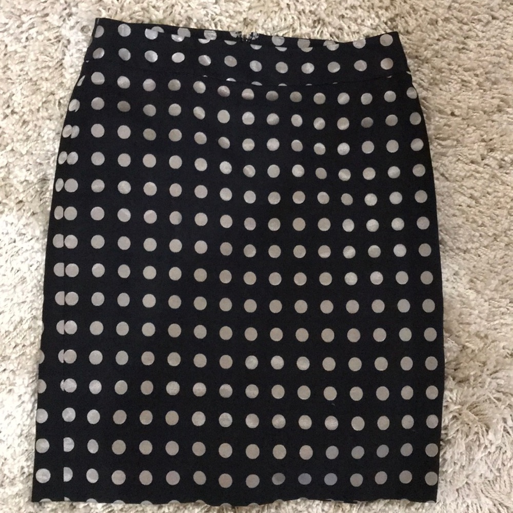 Ann Taylor black/crean polka dot skirt